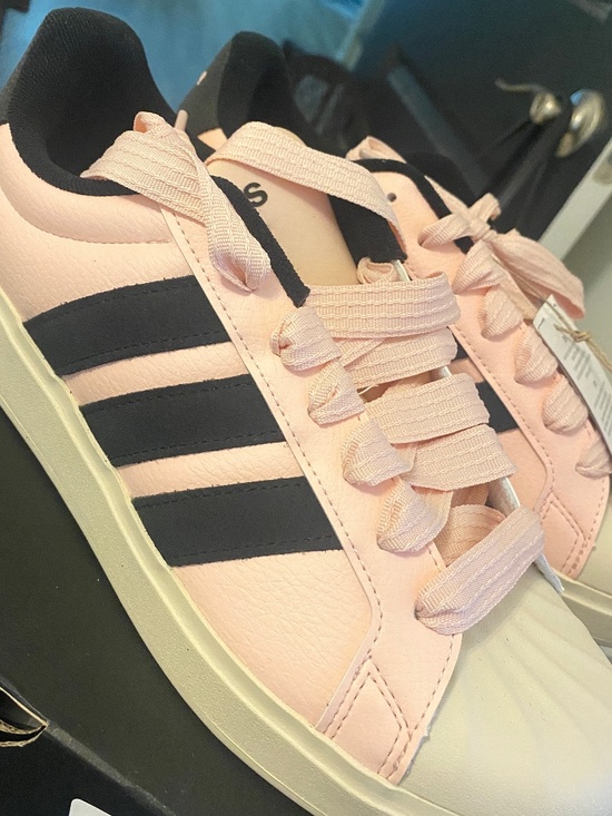 adidas Shoes - Adidas Streettalk
